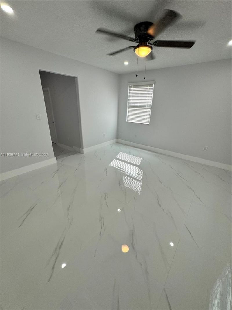 1649 NE 30th Ct , Pompano Beach, FL 33064 Photo