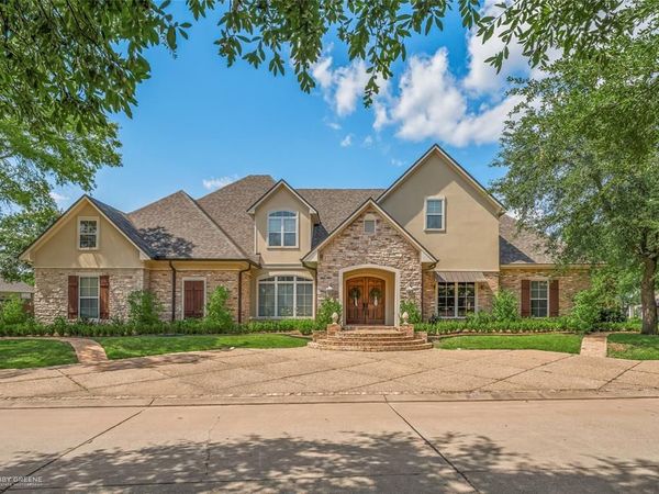 200 Evangeline Walk, Bossier City, LA 71111
