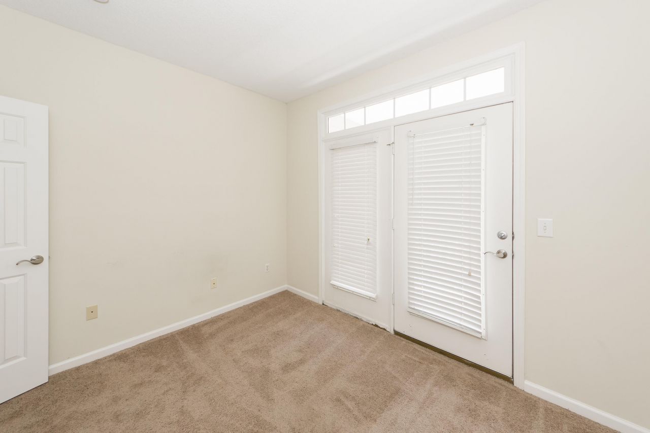 45 Sycamore Avenue Photo 15