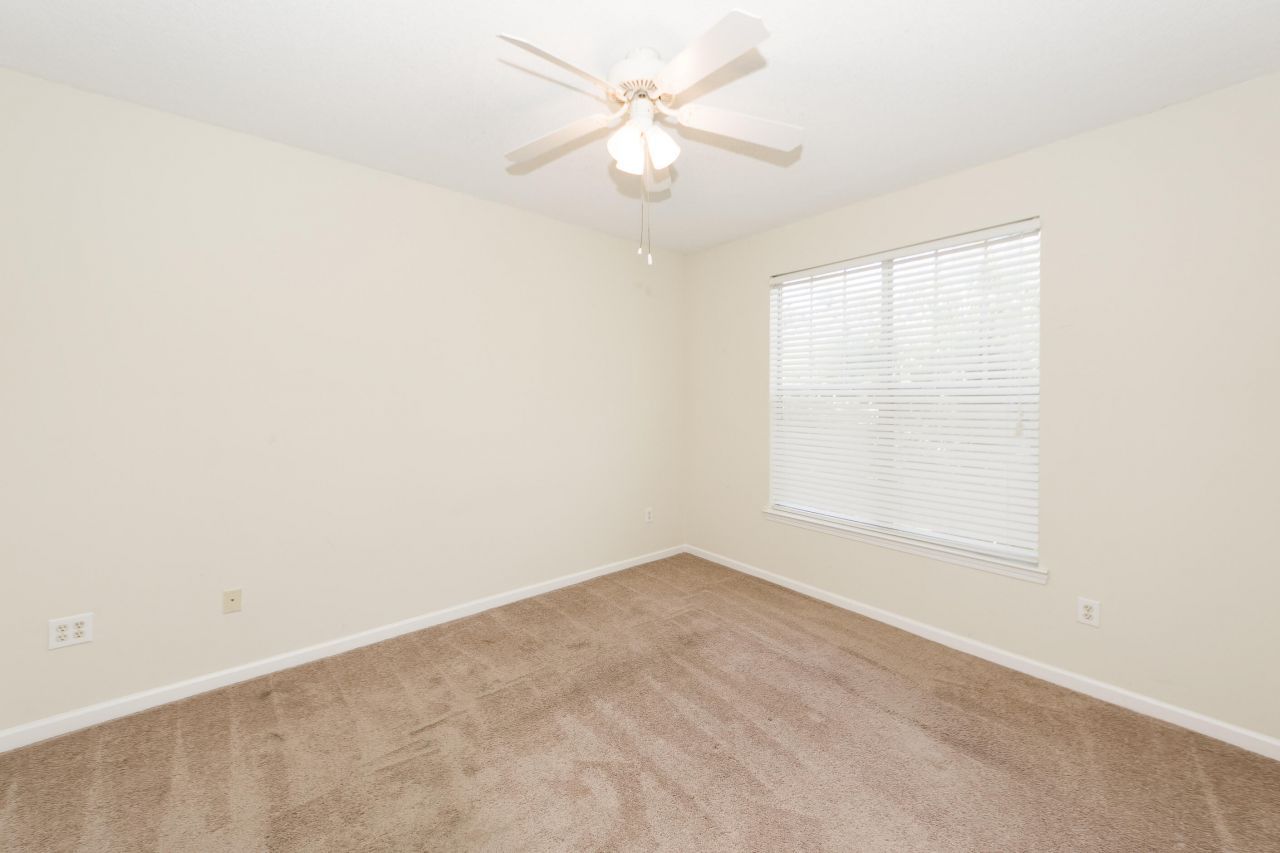 45 Sycamore Avenue Photo 22