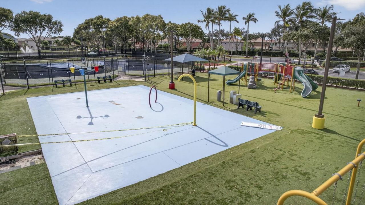 6245 Eaton Street, West Palm Beach, FL 33411 Photo