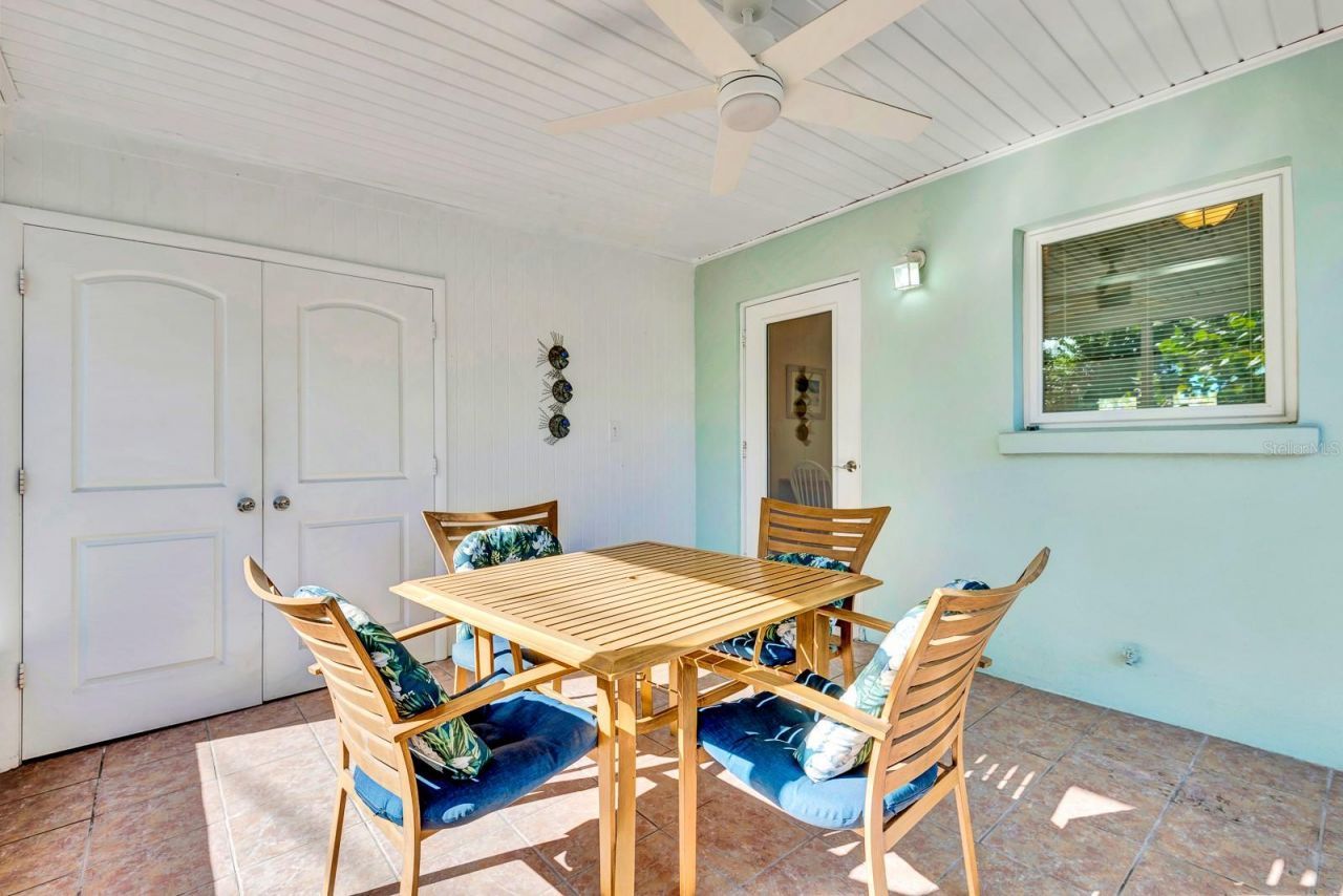 207 75th Street, Unit B, Bradenton Beach, FL 34217 Photo