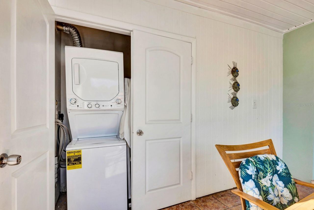 207 75th Street, Unit B, Bradenton Beach, FL 34217 Photo