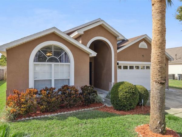 8067 ROARING CREEK COURT, KISSIMMEE, FL 34747