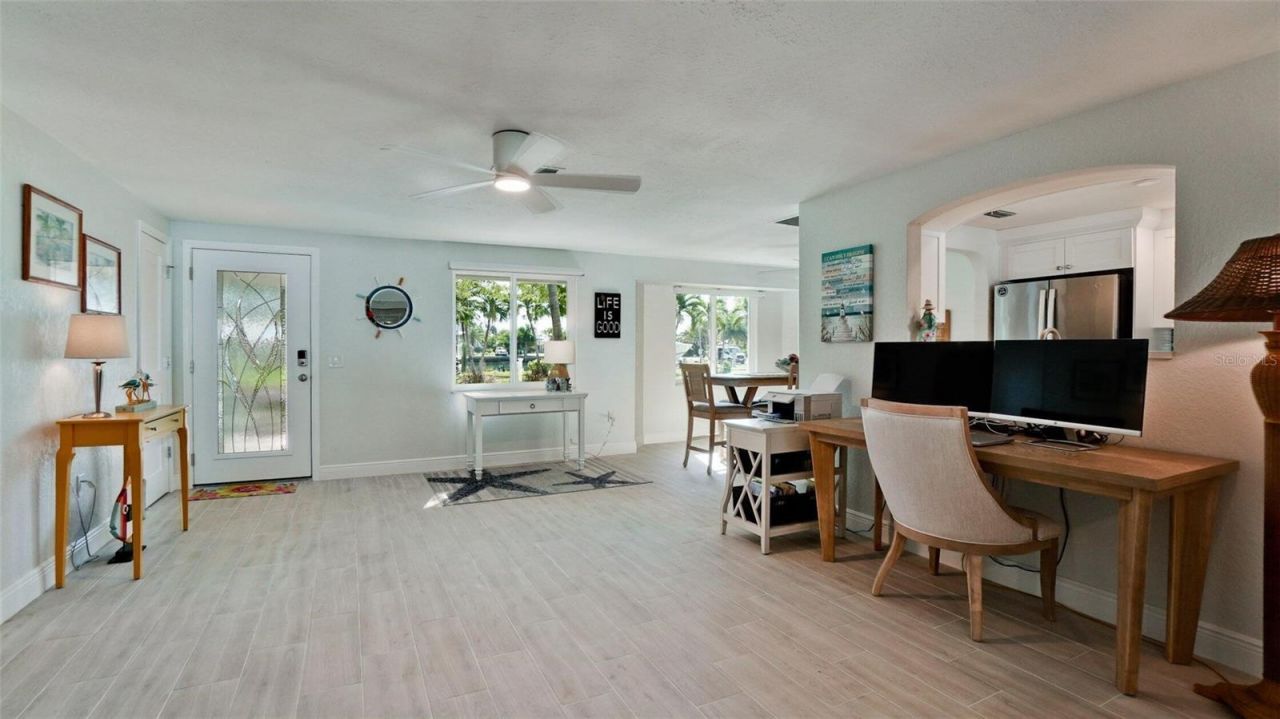 504 69th Street, Holmes Beach, FL 34217 Photo