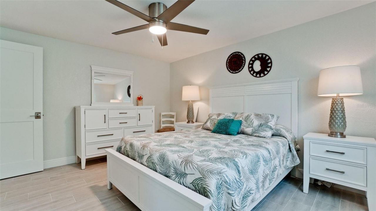 504 69th Street, Holmes Beach, FL 34217 Photo