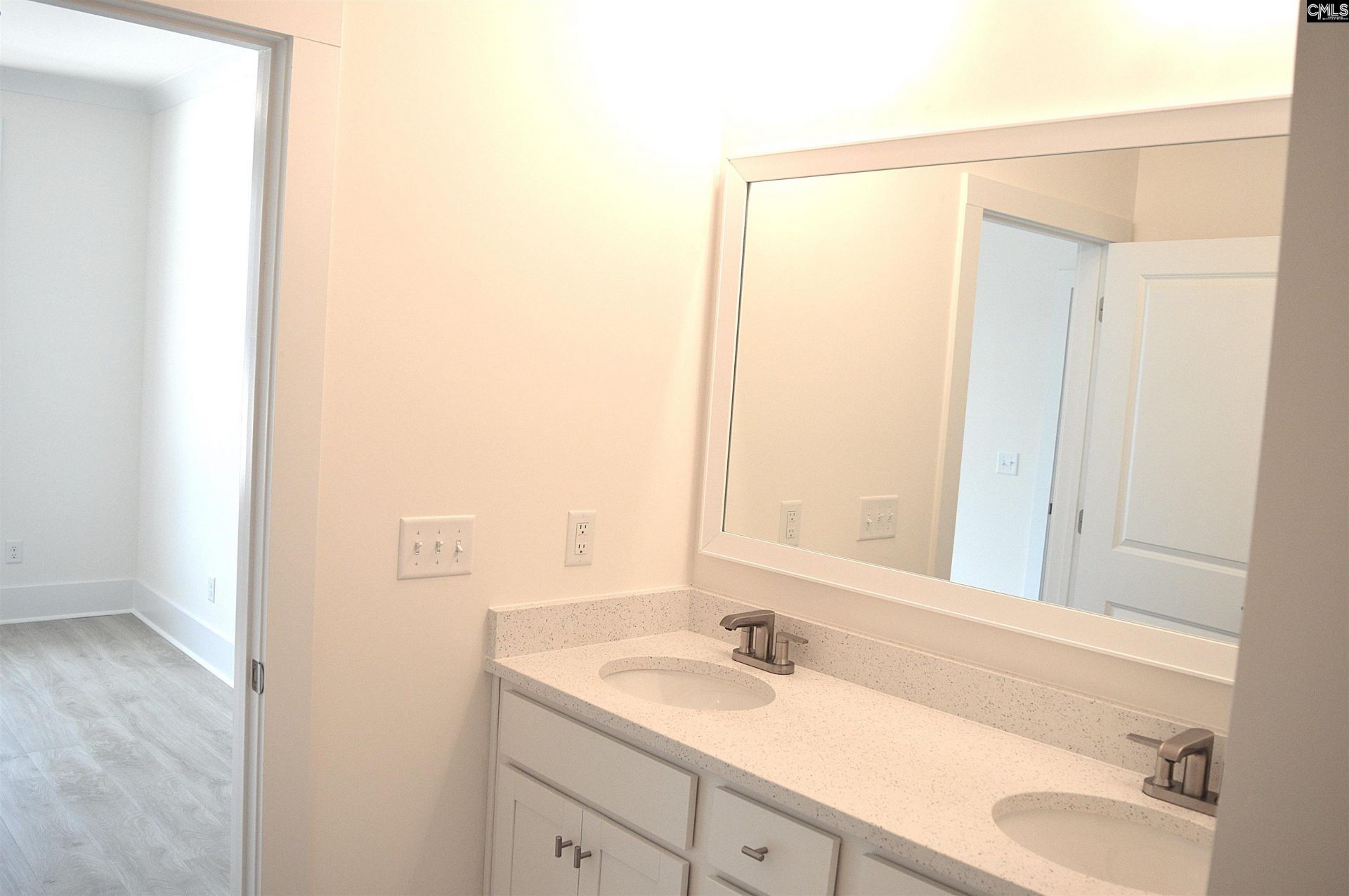 310 Conductor (lot 59) Lane Photo 10