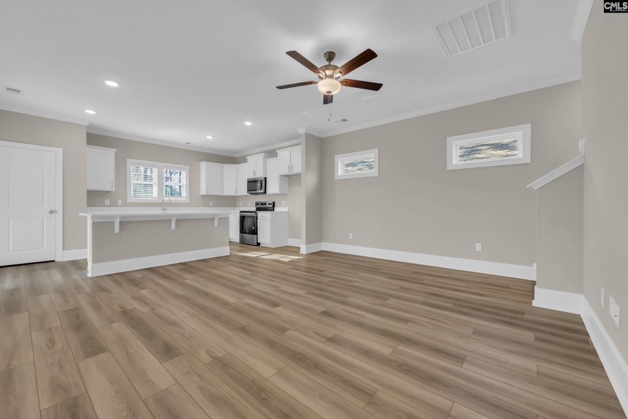 310 Conductor (lot 59) Lane Photo 12