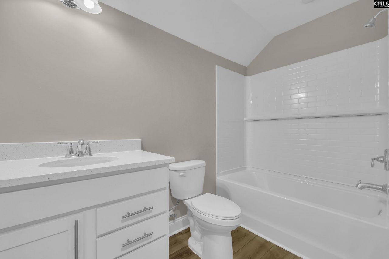 310 Conductor (lot 59) Lane Photo 19