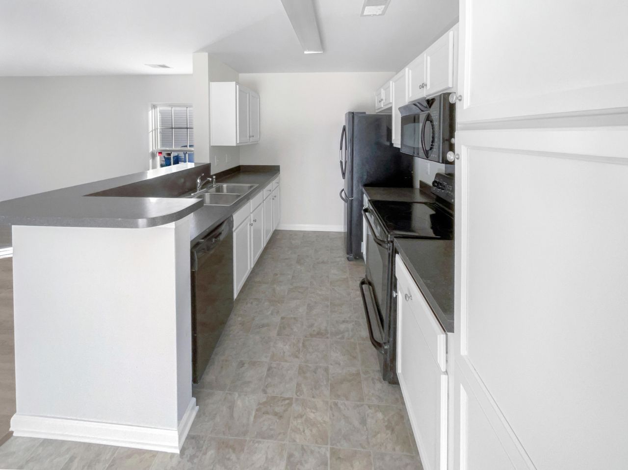 8737 Red Oak Drive Photo 13