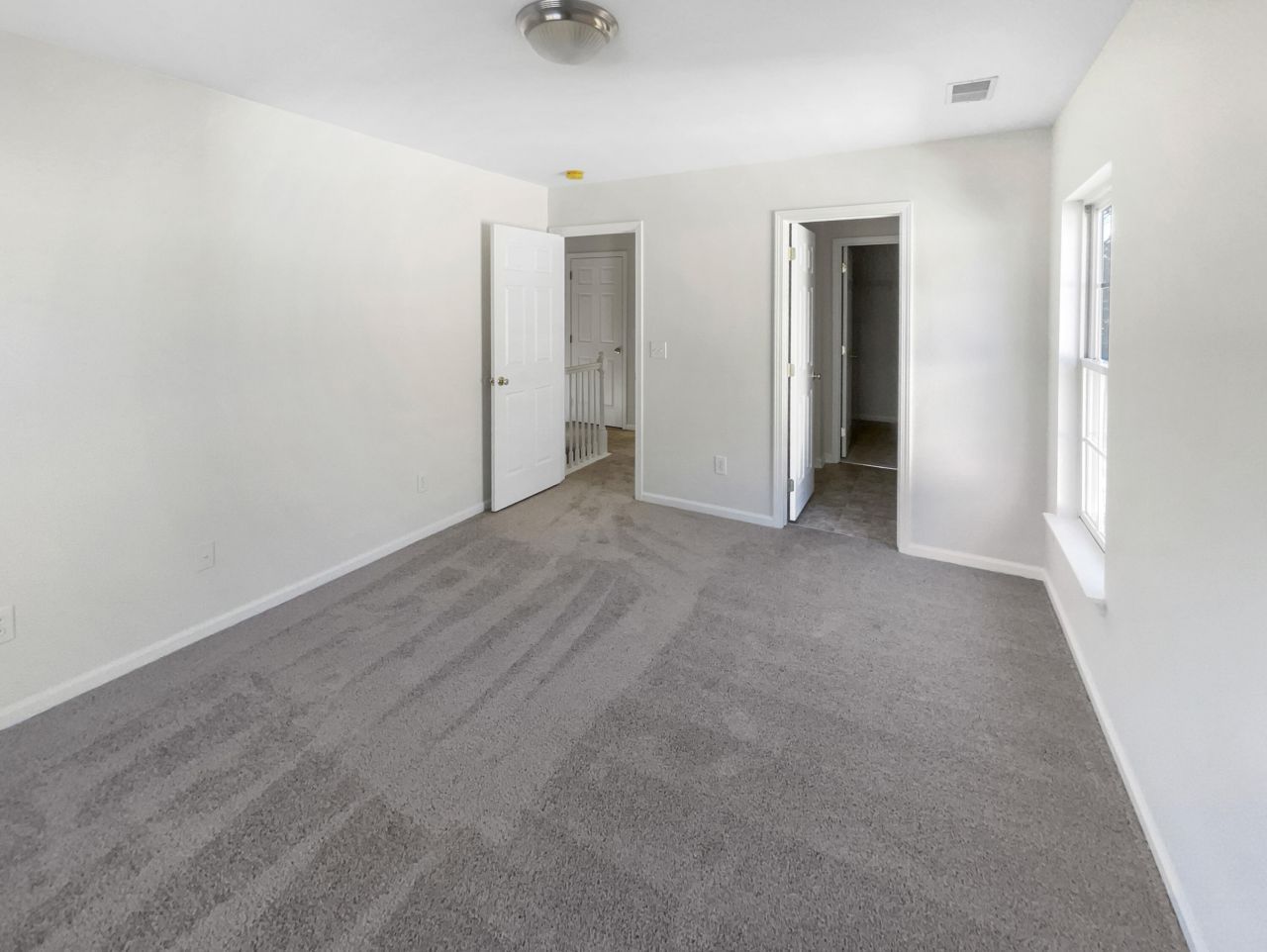 8737 Red Oak Drive Photo 22