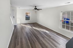 8737 Red Oak Drive photo 4