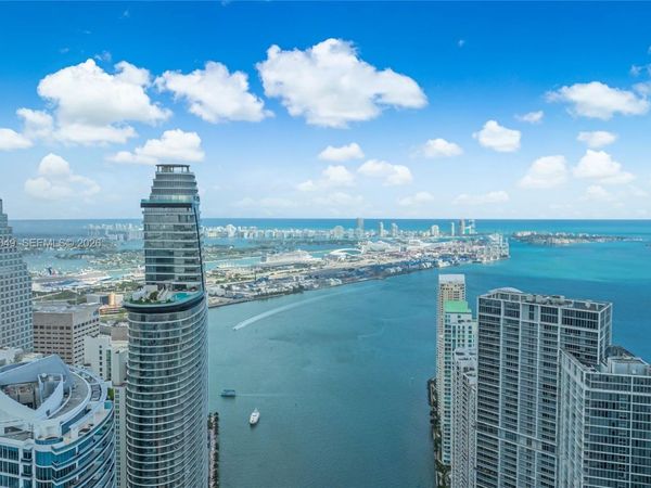 31 SE 5th St, Unit 3918, Miami, FL 33131