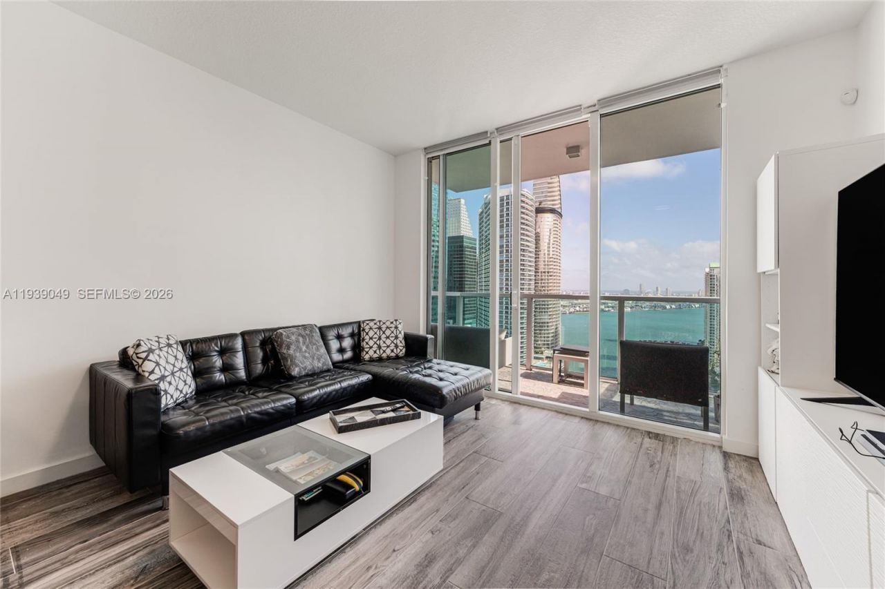 31 SE 5th St, Unit 3918, Miami, FL 33131 Photo