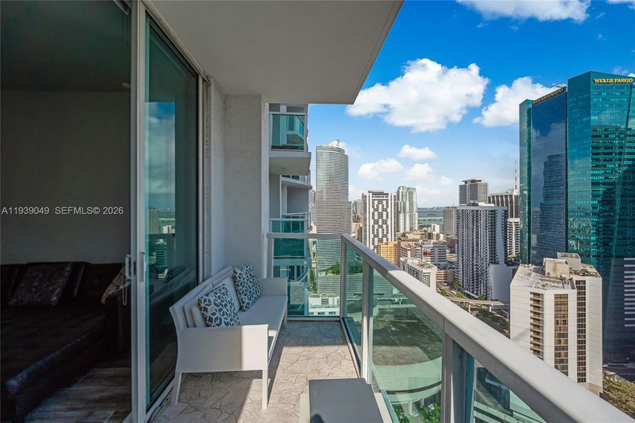 31 SE 5th St, Unit 3918, Miami, FL 33131 Photo