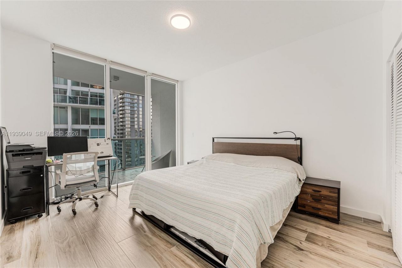 31 SE 5th St, Unit 3918, Miami, FL 33131 Photo