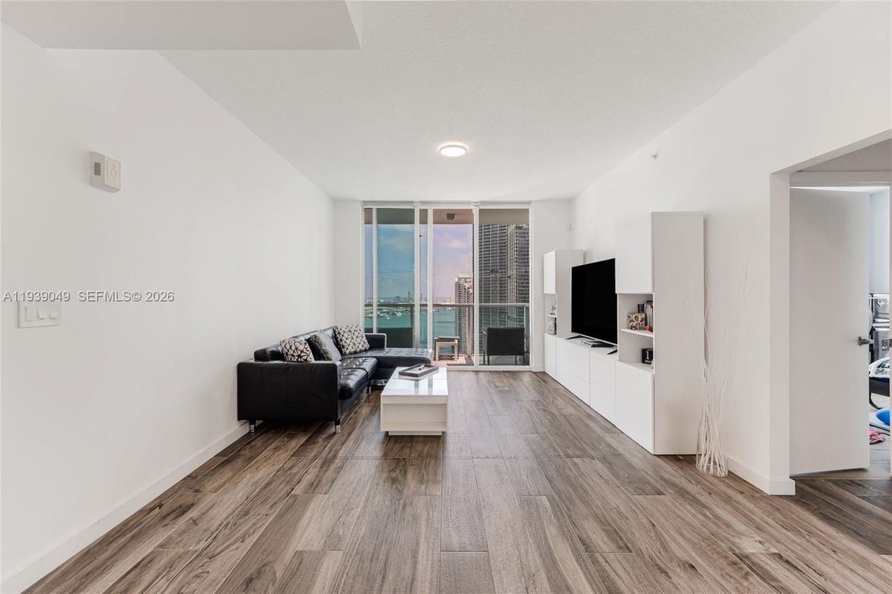 31 SE 5th St, Unit 3918, Miami, FL 33131 Photo