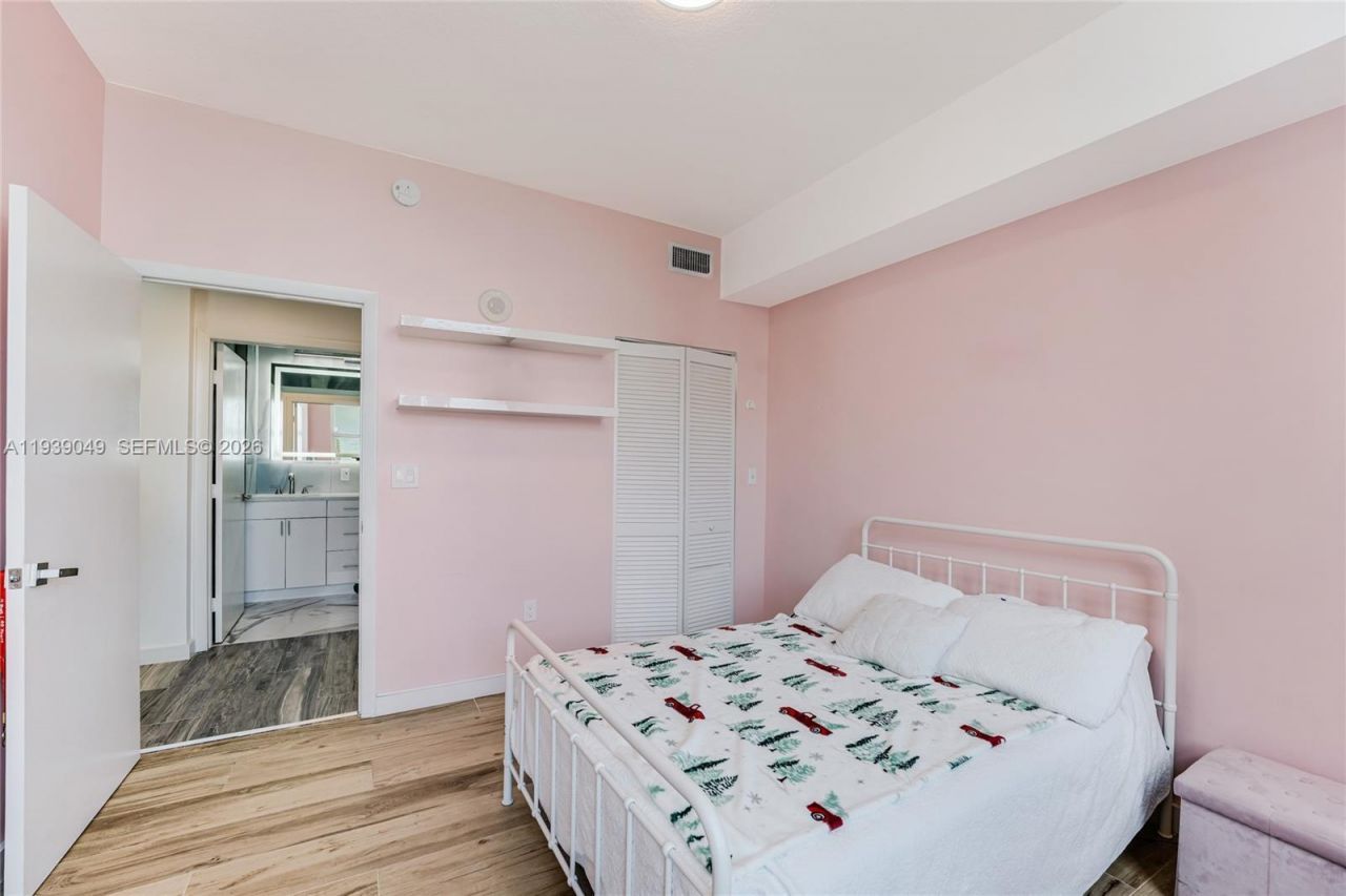 31 SE 5th St, Unit 3918, Miami, FL 33131 Photo