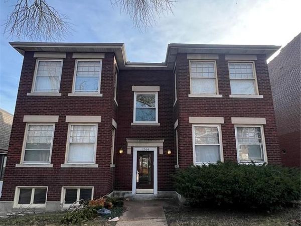 1362 McCausland Avenue, St Louis, MO 63117