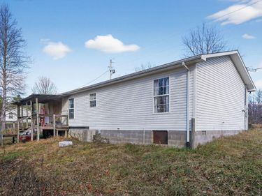 247 Welchburg Estates, Annville, KY 40402