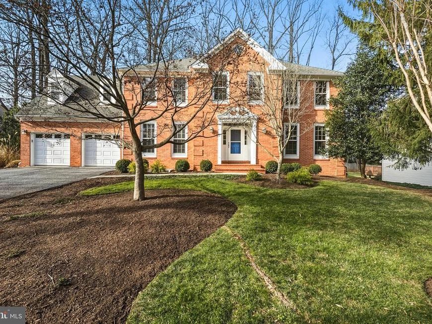 7700 Brickyard Road, Potomac, MD 20854 Main Photo