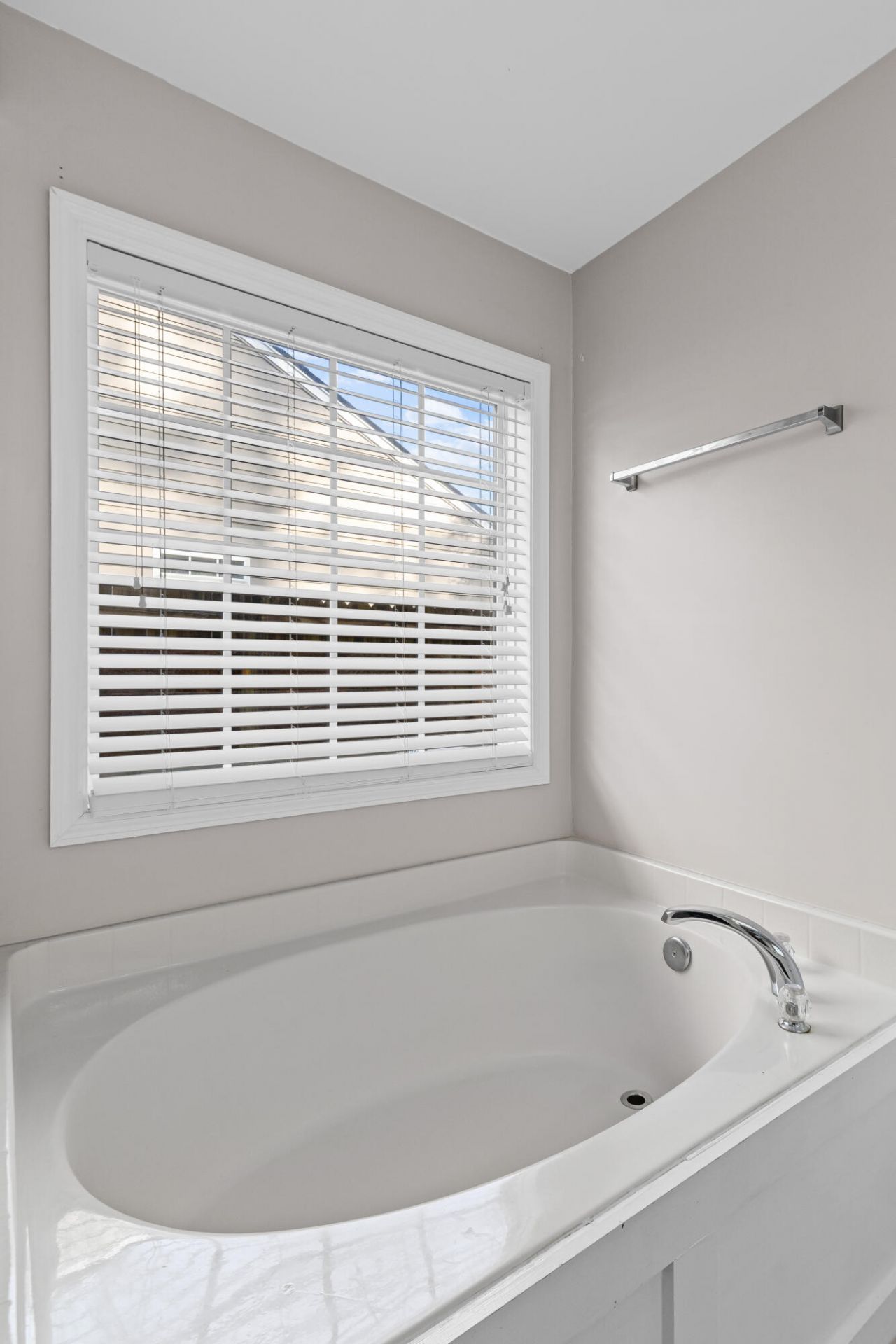 4833 Cherry Blossom Drive Photo 16