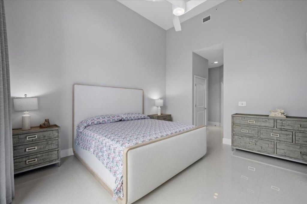 701 S Olive Avenue, Unit 311, West Palm Beach, FL 33401 Photo