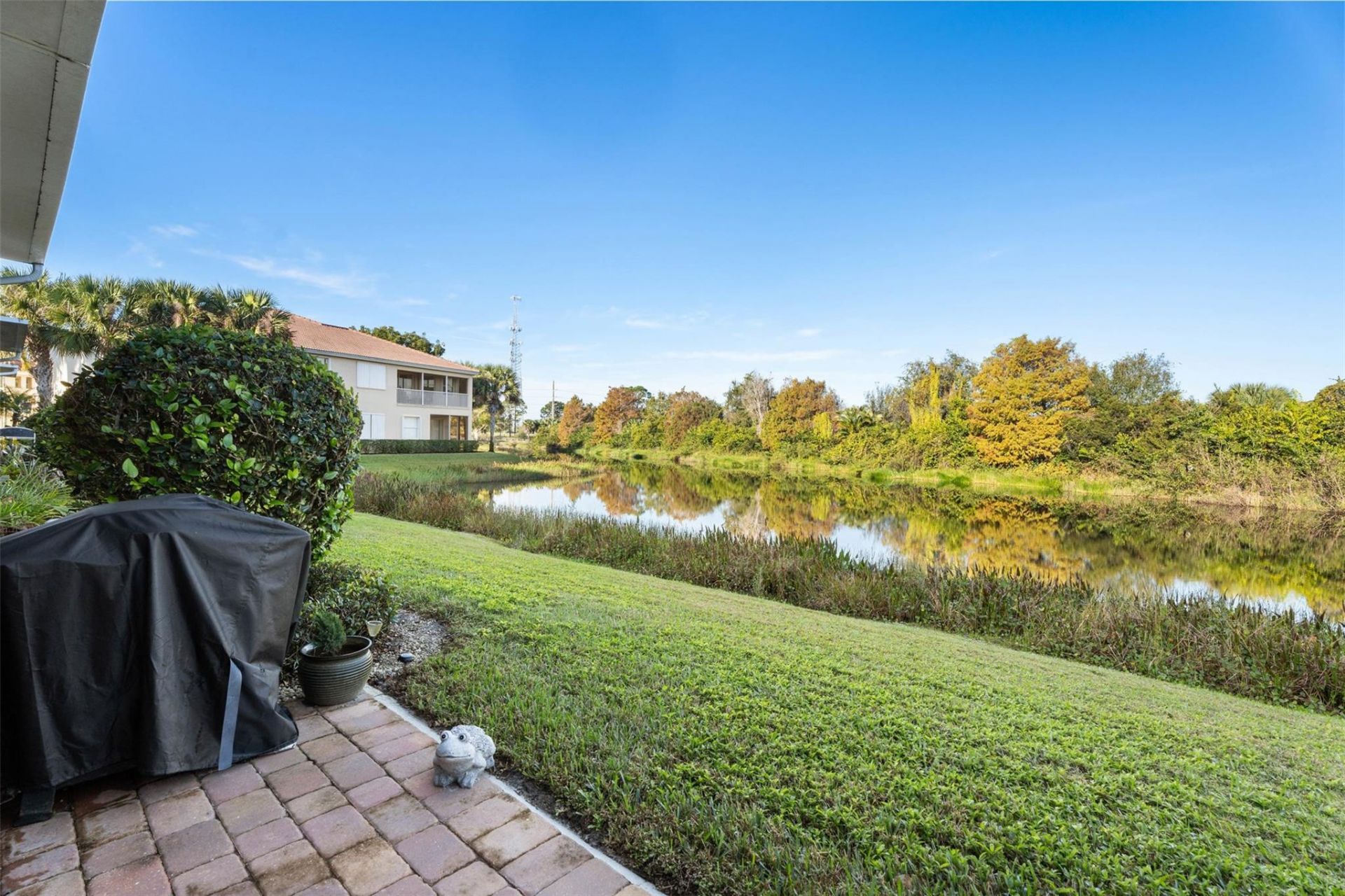 651 SW Glen Crest Way, Unit 2, Stuart, FL 34997 Photo