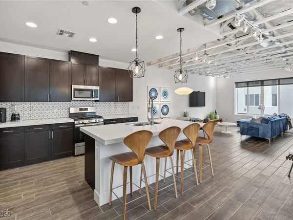 2861 Blue Key CT Court, Unit 2, Las Vegas, NV 89123