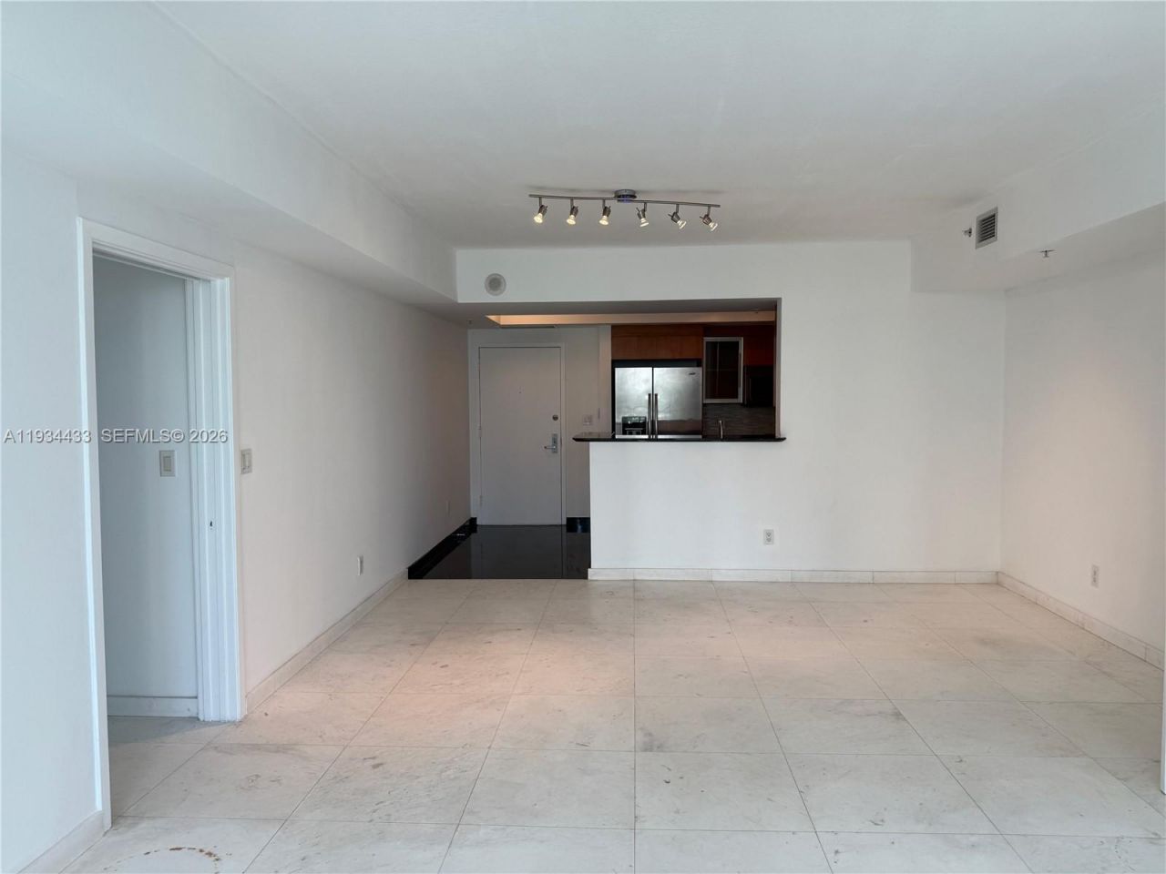 325 S Biscayne Blvd , Unit 621, Miami, FL 33131 Photo