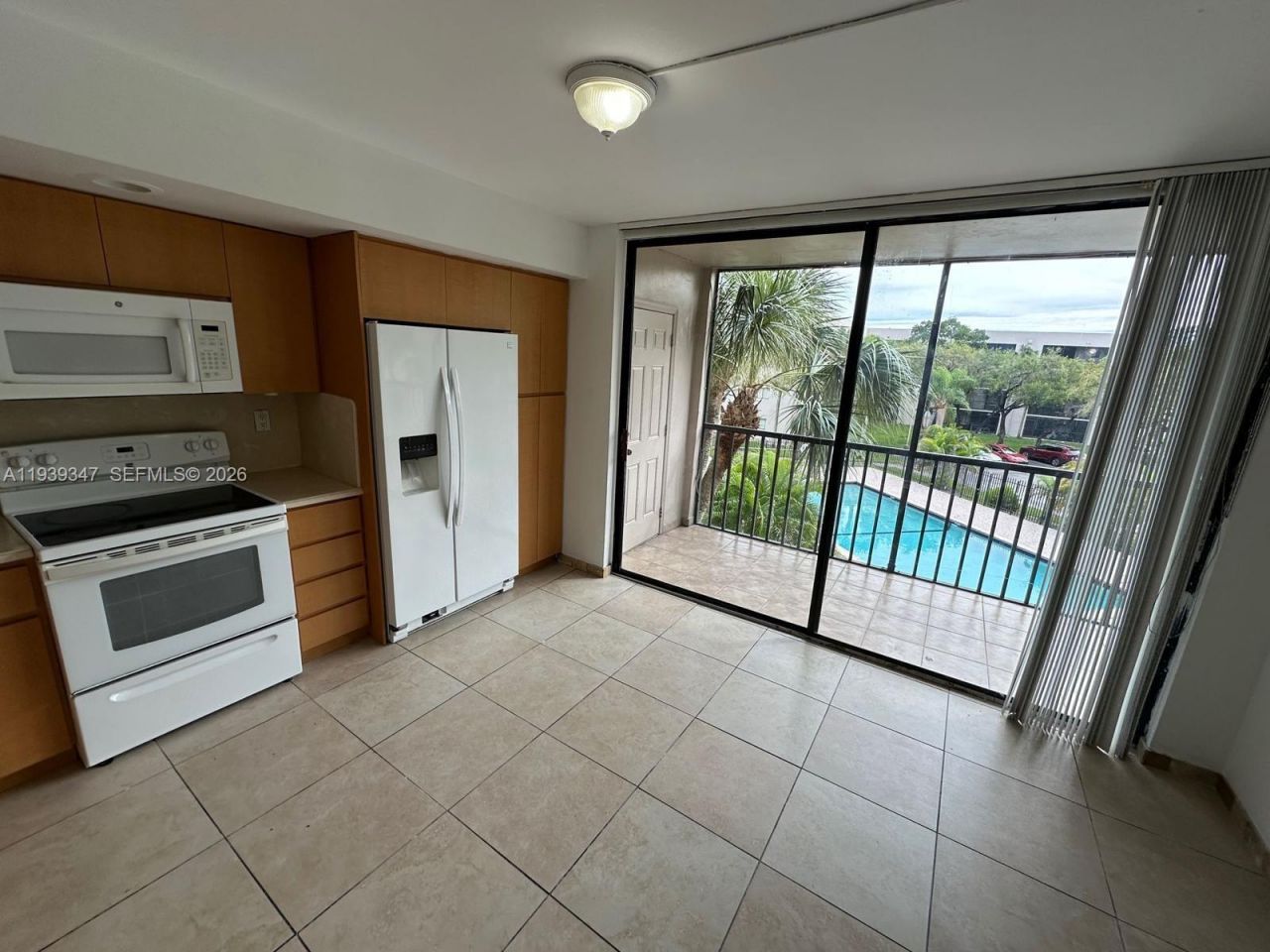 8540 SW 133rd Ave Rd, Unit 312, Miami, FL 33183 Photo