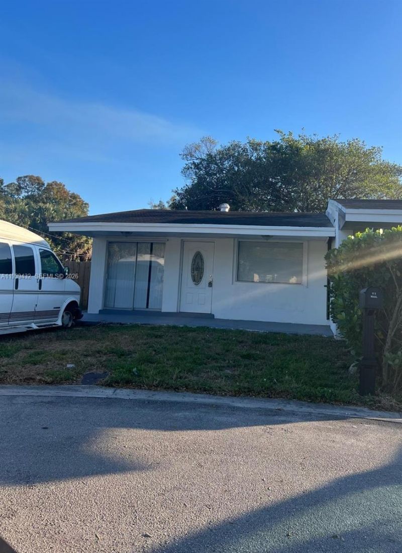 2920 NW 11th Pl, Fort Lauderdale, FL 33311 Photo