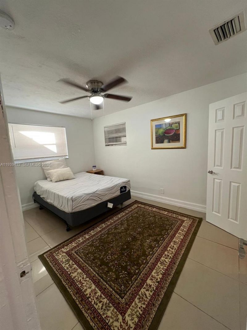 2920 NW 11th Pl, Fort Lauderdale, FL 33311 Photo