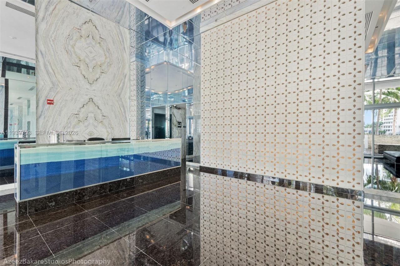 335 S Biscayne Blvd , Unit 3005, Miami, FL 33131 Photo