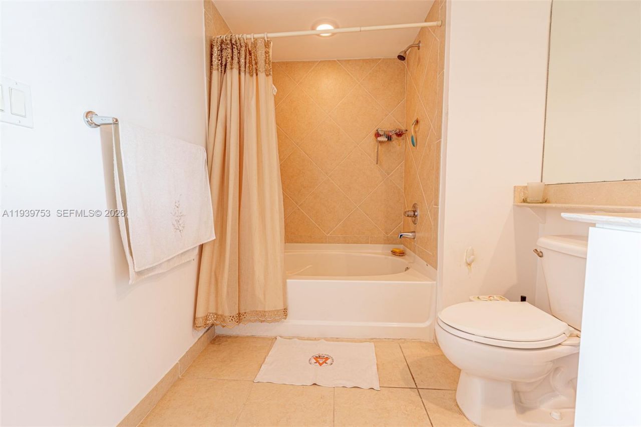 335 S Biscayne Blvd , Unit 3005, Miami, FL 33131 Photo