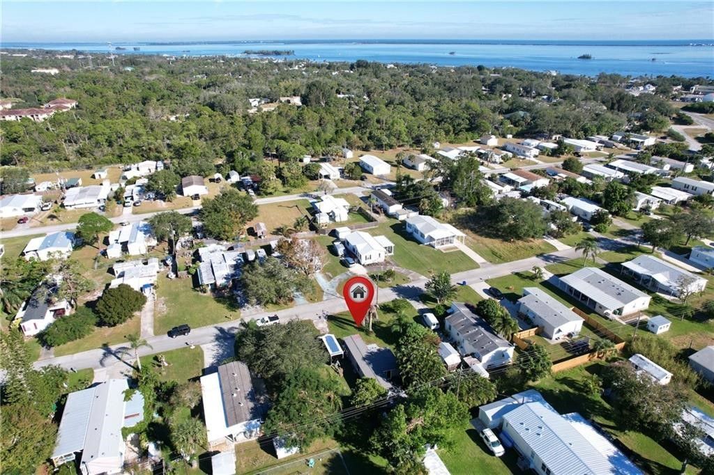 323 Pineapple Street, Sebastian, FL 32958 Photo