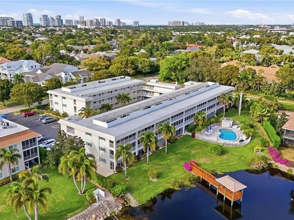 3150 Binnacle DR, Unit 115, NAPLES, FL 34103