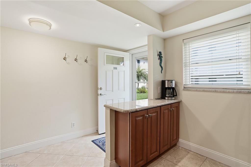 3150 Binnacle Dr, Unit 115, Naples, FL 34103 Photo