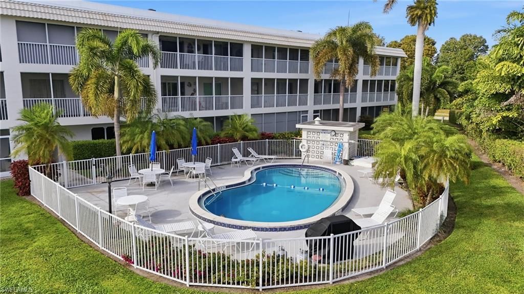 3150 Binnacle Dr, Unit 115, Naples, FL 34103 Photo