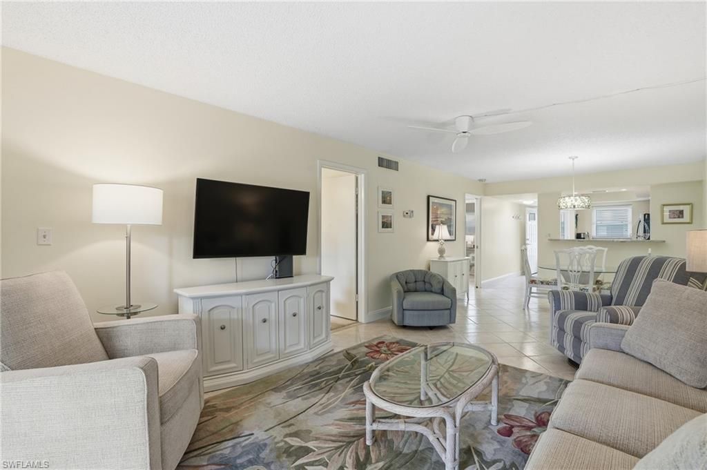 3150 Binnacle Dr, Unit 115, Naples, FL 34103 Photo