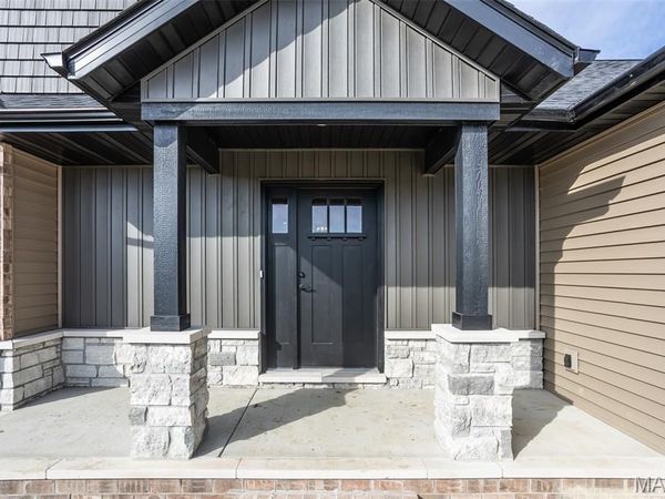 224 George Bush Boulevard, Troy, IL 62294