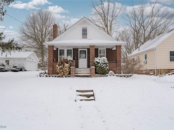 2015 Gross Avenue NE, Canton, OH 44714