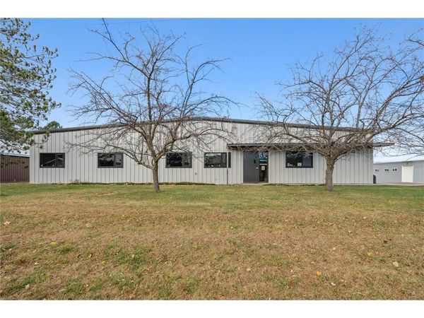 605 Industrial Parkway, Saint Croix Falls, WI 54024