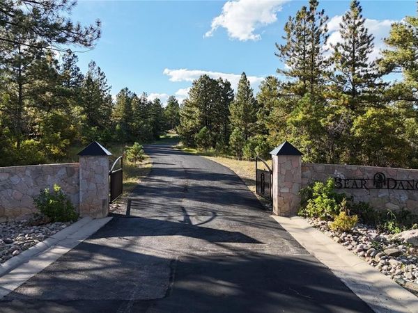 1371 Grayhawk Place, Larkspur, CO 80118