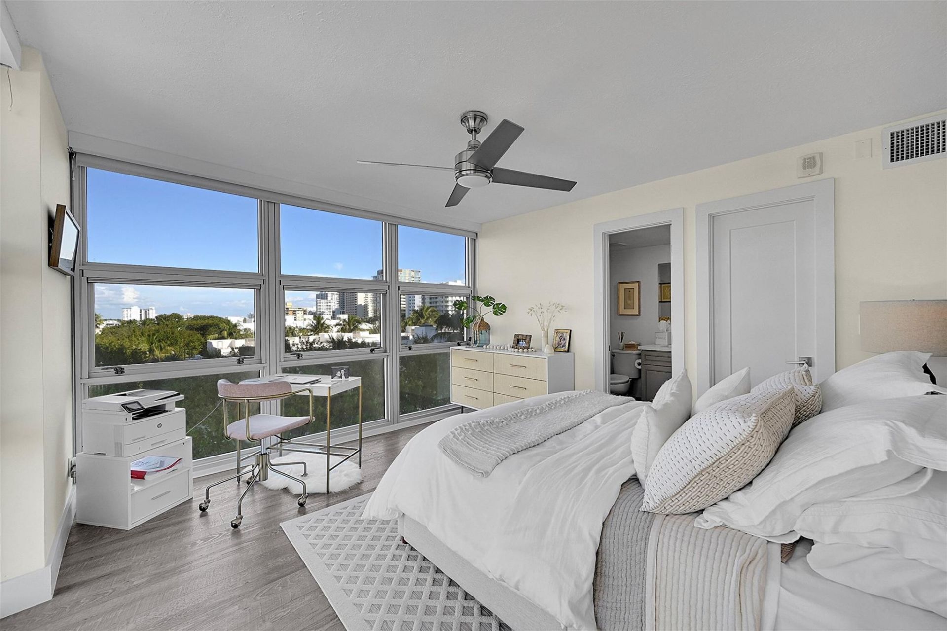 531 N Ocean Boulevard, Unit 601, Pompano Beach, FL 33062 Photo