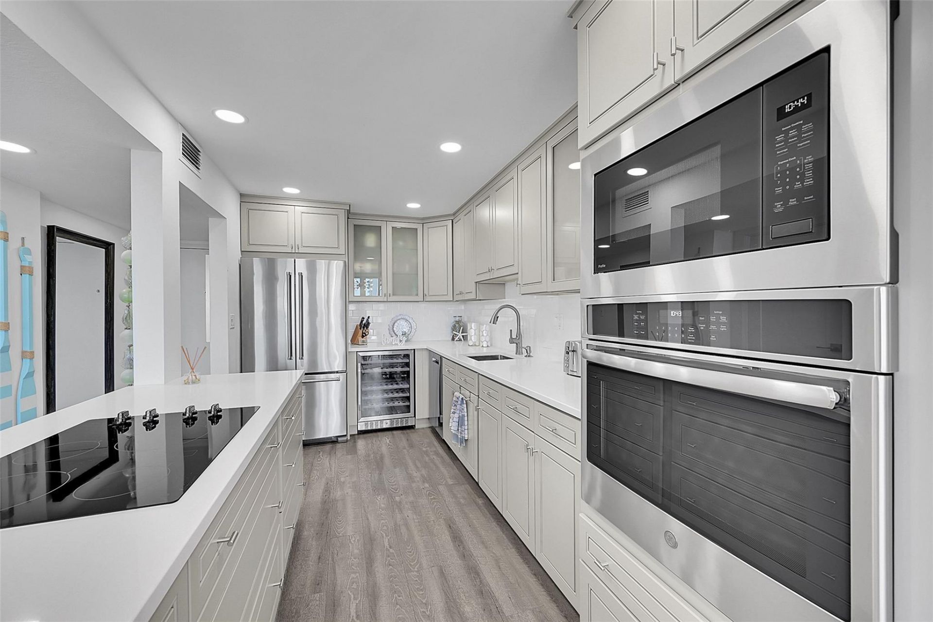 531 N Ocean Boulevard, Unit 601, Pompano Beach, FL 33062 Photo