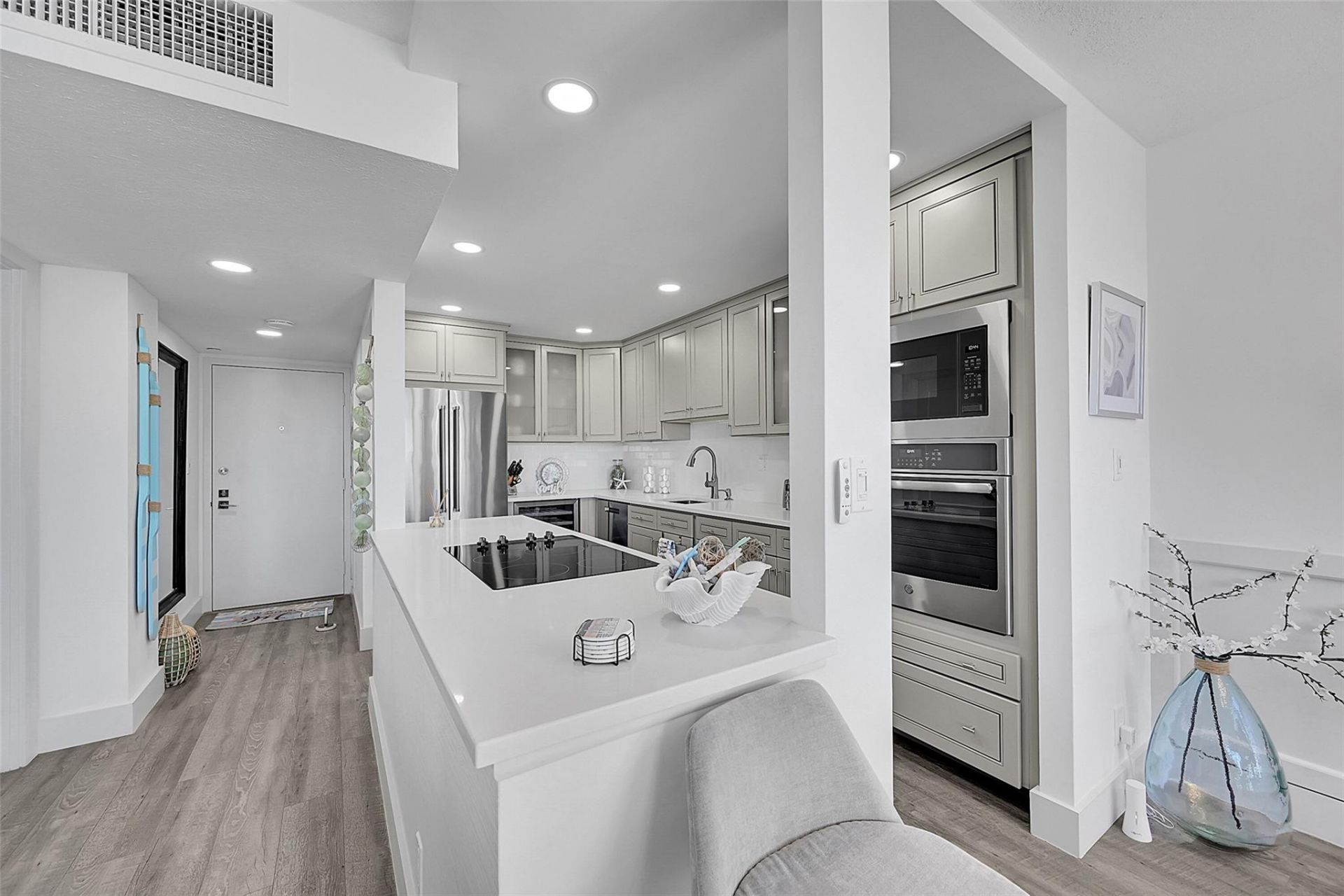 531 N Ocean Boulevard, Unit 601, Pompano Beach, FL 33062 Photo