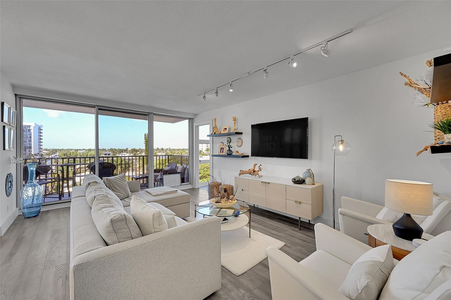 531 N Ocean Boulevard, Unit 601, Pompano Beach, FL 33062 Photo