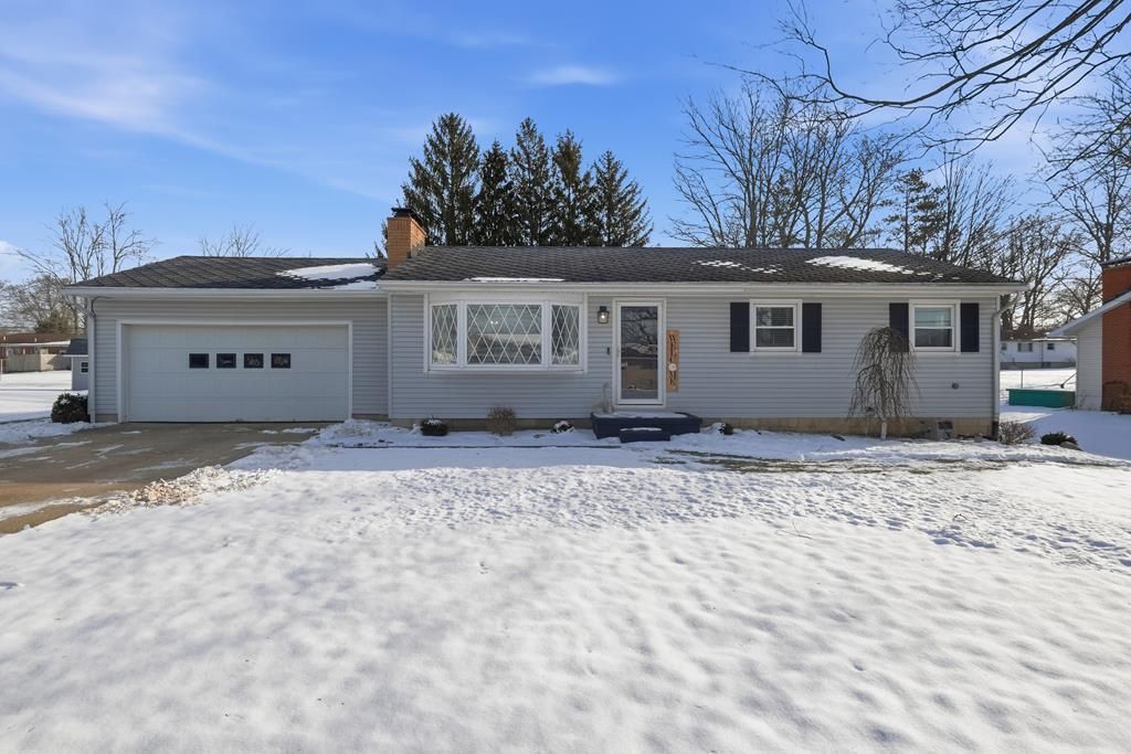 1098 Stewart Road N, Mansfield, OH 44905 Main Photo