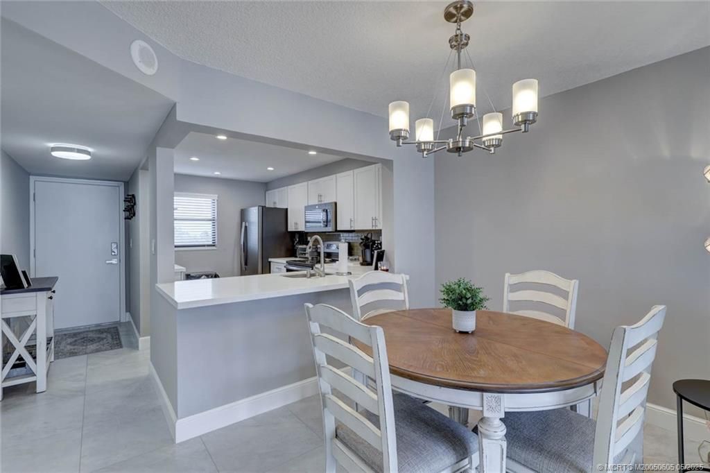 9400 S Ocean Drive, Unit 407, Jensen Beach, FL 34957 Photo